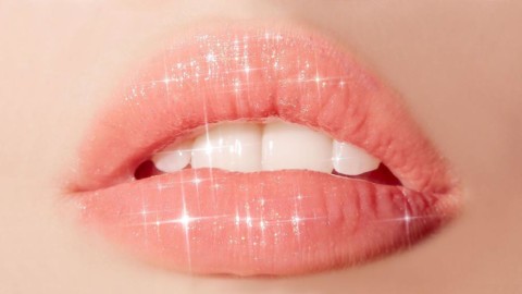 Lip Plumpers for a Youthful Look
