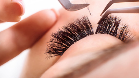 5 Things to Know Before Getting Lash Extensions